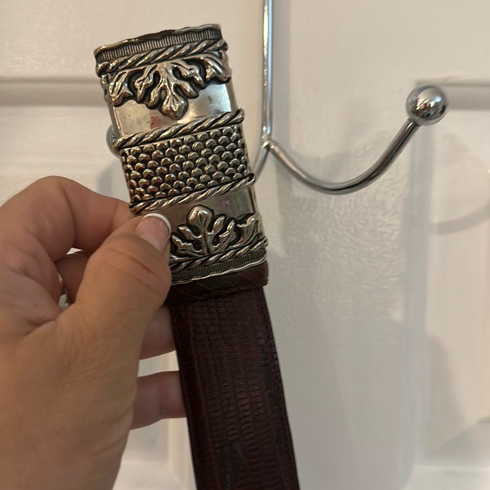 Vintage Captiva USA Brown Leather Belt w/ Large Silver Buckle. - Picture 2 of 9